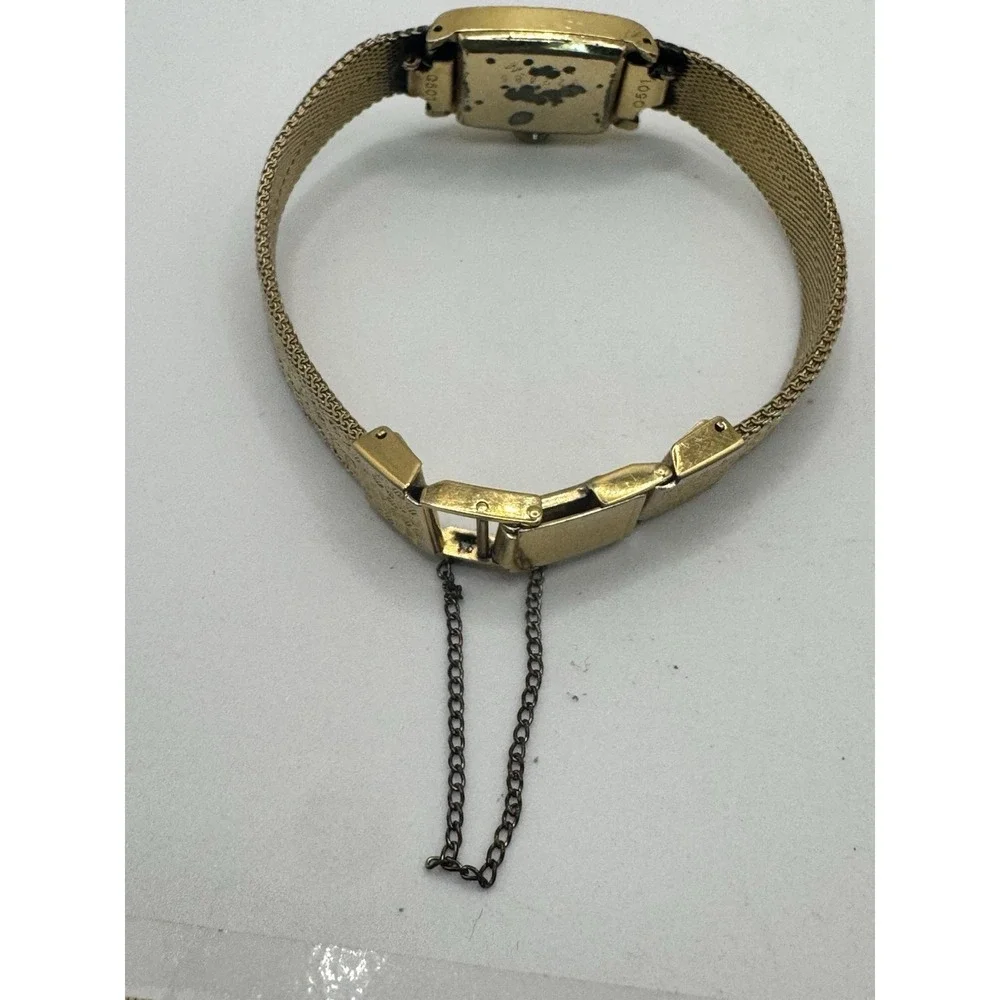 Vintage Seiko Gold Tone Mesh Band Cocktail Watch Textured Bezel Untested
